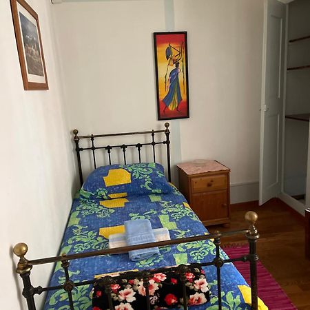 Chambre Papillon Avec Acces Terasse La Neuveville Exterior foto