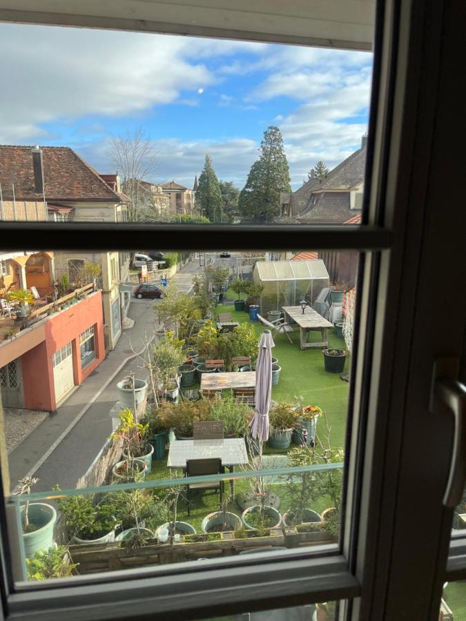 Chambre Papillon Avec Acces Terasse La Neuveville Exterior foto
